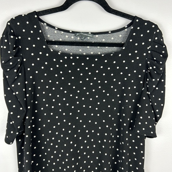 Adrianna Papell Polka Dot Short Ruched Sleeve Square Neck Top Medium Black - Picture 3 of 11